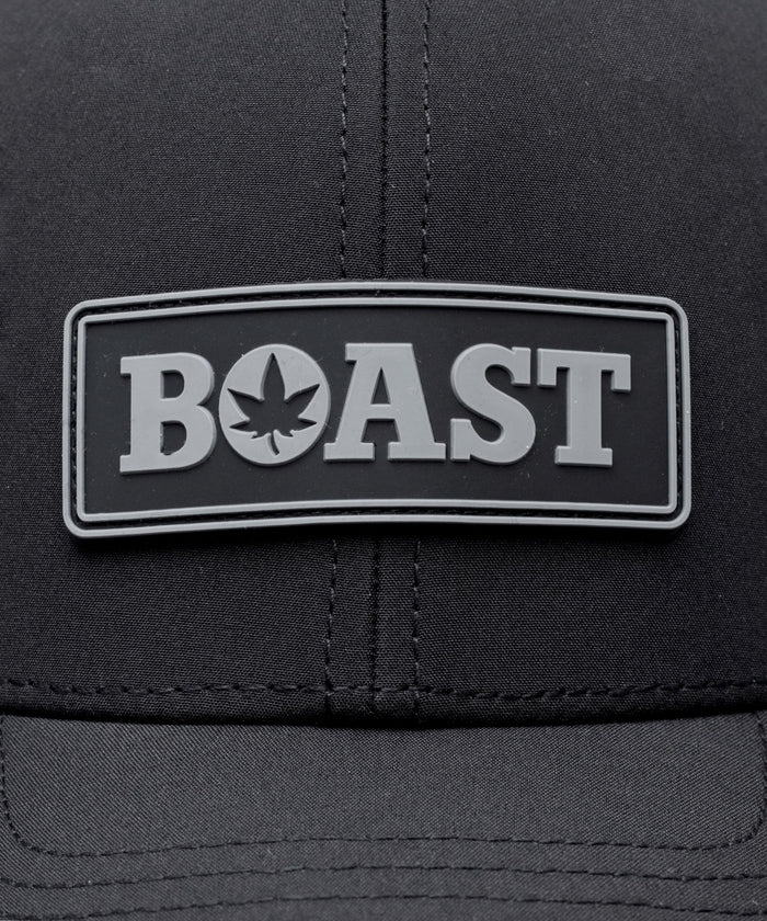 Trucker Hat in Black