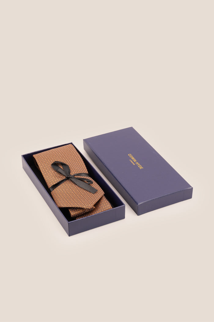 Bronze Retro Texture tie for men, designed with a sophisticated and intricate texture that brings a vintage-inspired touch to your wardrobe.