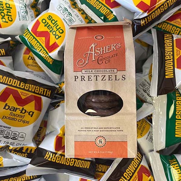 Chips & Chocolate Covered Pretzels Snack Pack