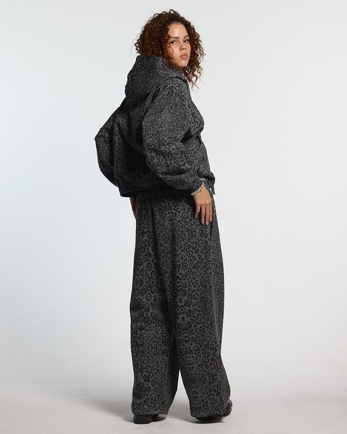 NOCTURNE BEAST SWEATPANTS DARK GREY - dark grey leopard print sweatpants, back view on female model - Cold Culture #woman