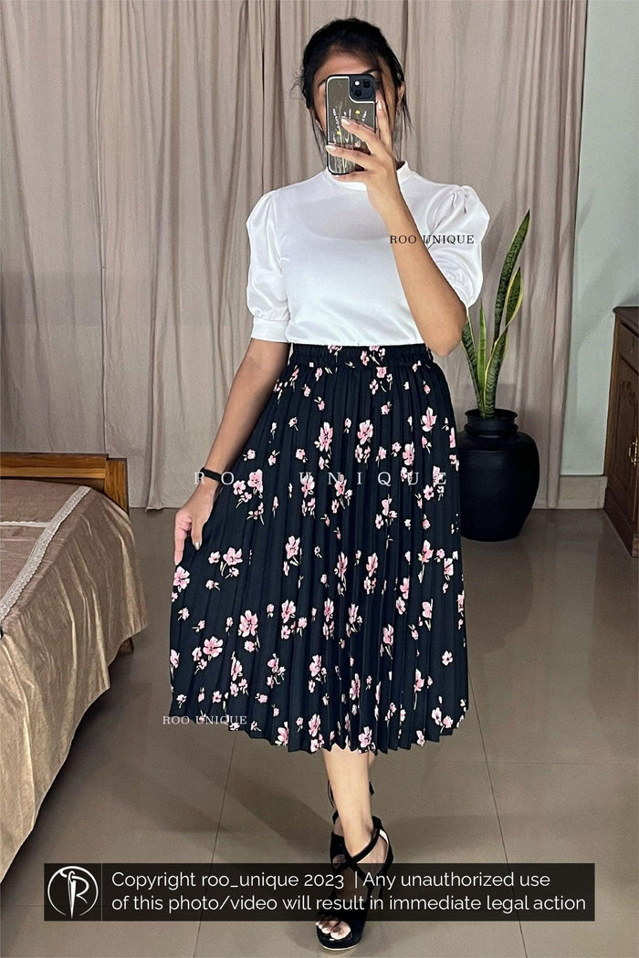 White Crew Neck Puff Sleeves Top