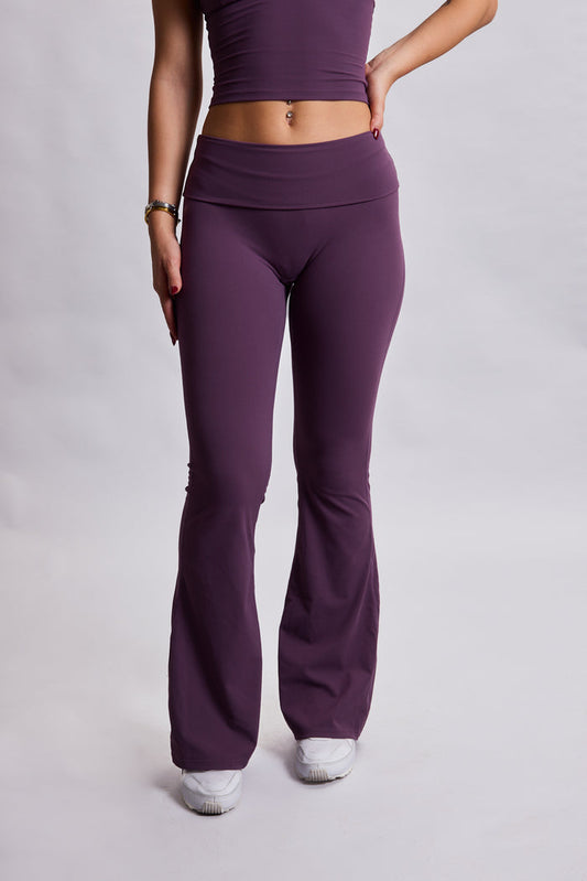 CALA LOW-RISE FLARE LEGGINGS DARK PURPLE