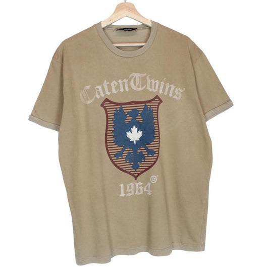 Dsquared2 tan brown pocket t-shirt featuring Caten twins print and cotton material.