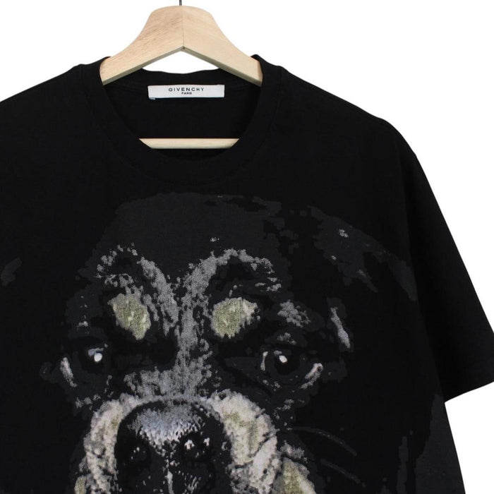 Givenchy black pocket t-shirt featuring multicoloured Rottweiler print and cotton material.