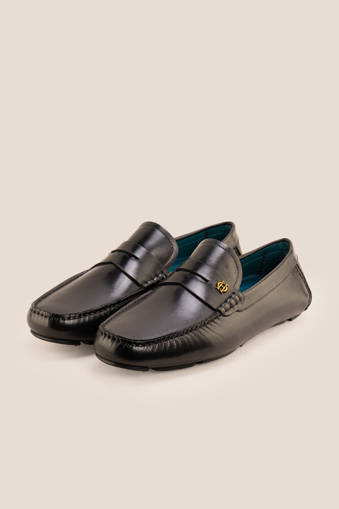 black leather driving loafer with comfort and style where  flexible sole provides excellent grip and support