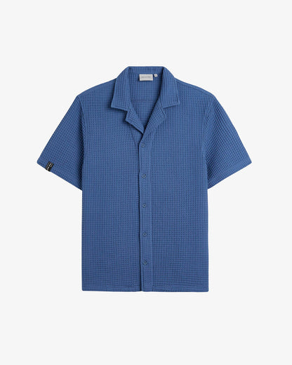 Le Waffle Resort Shirt in Azure — front view showing the textured waffle-woven cotton