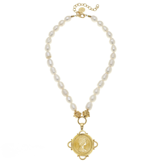 Susan Shaw Queen Elizabeth II Regina Pearl Necklace