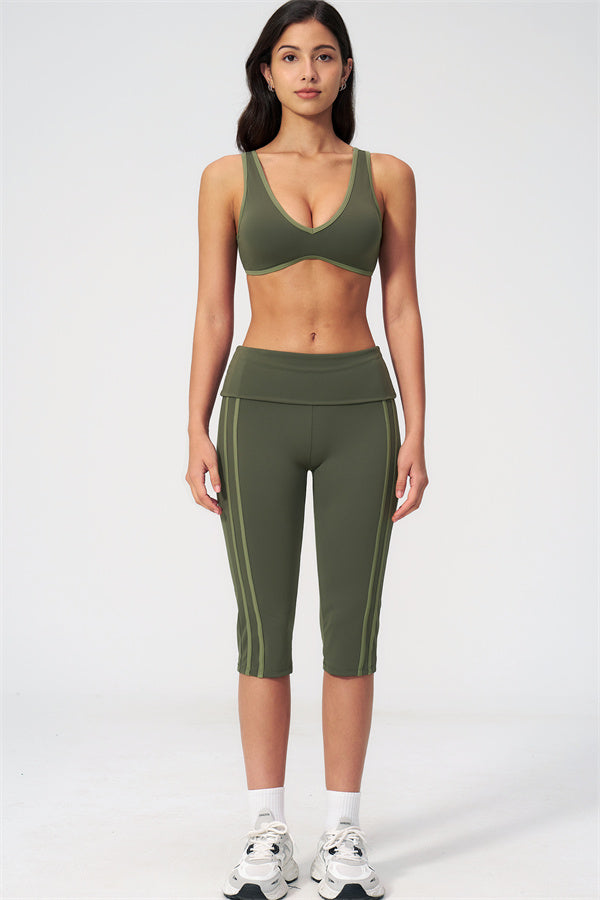 The Evoke Capri Leggings